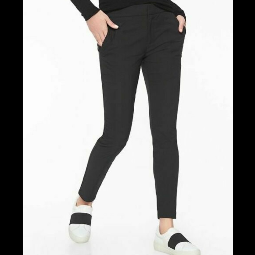 Athleta Wander Stash Skinny Ankle Pant